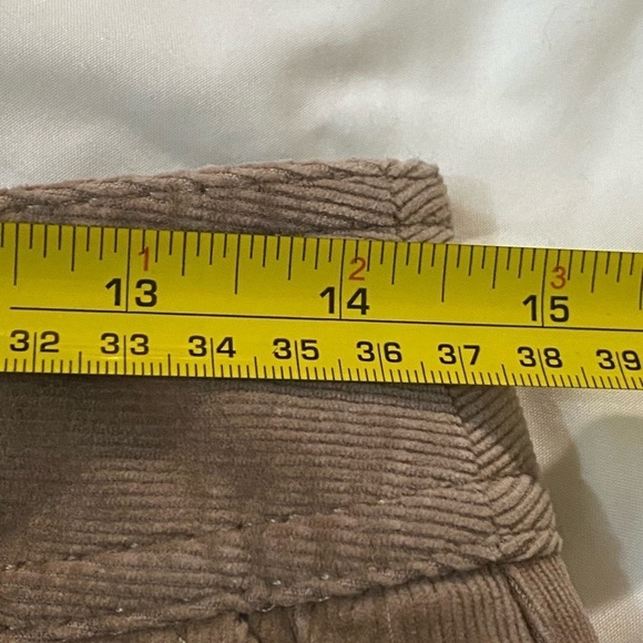 Talbots women tan soft corduroy front pockets mini skirt. Size 4 - Picture 8 of 10